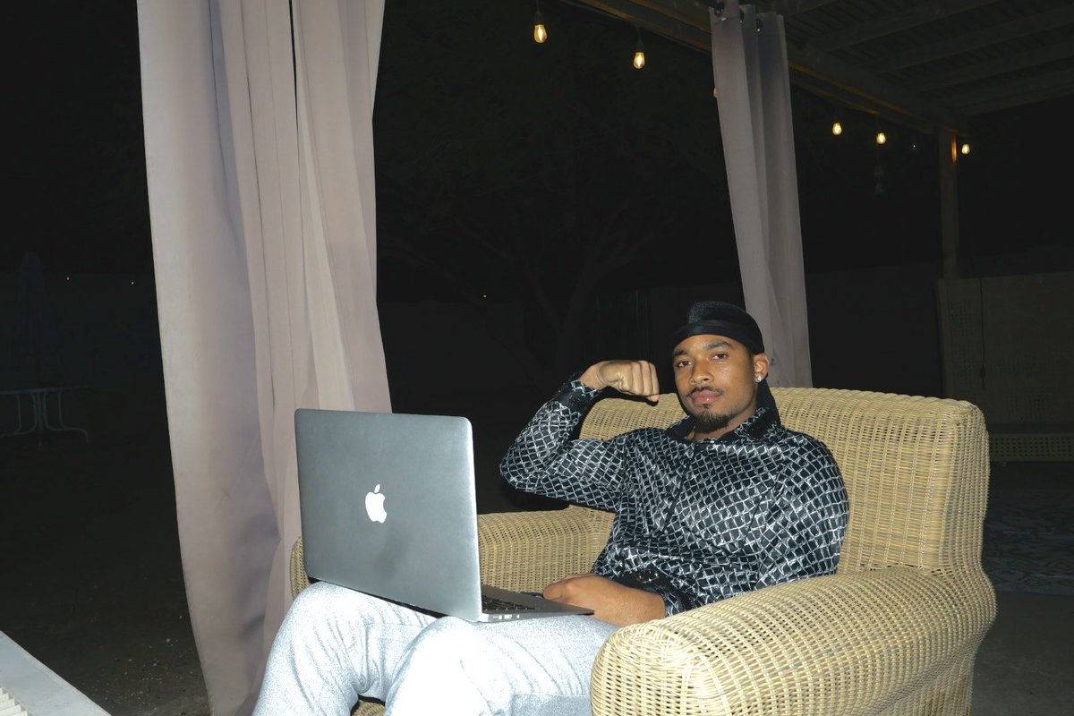 Julian Boyd tweet media