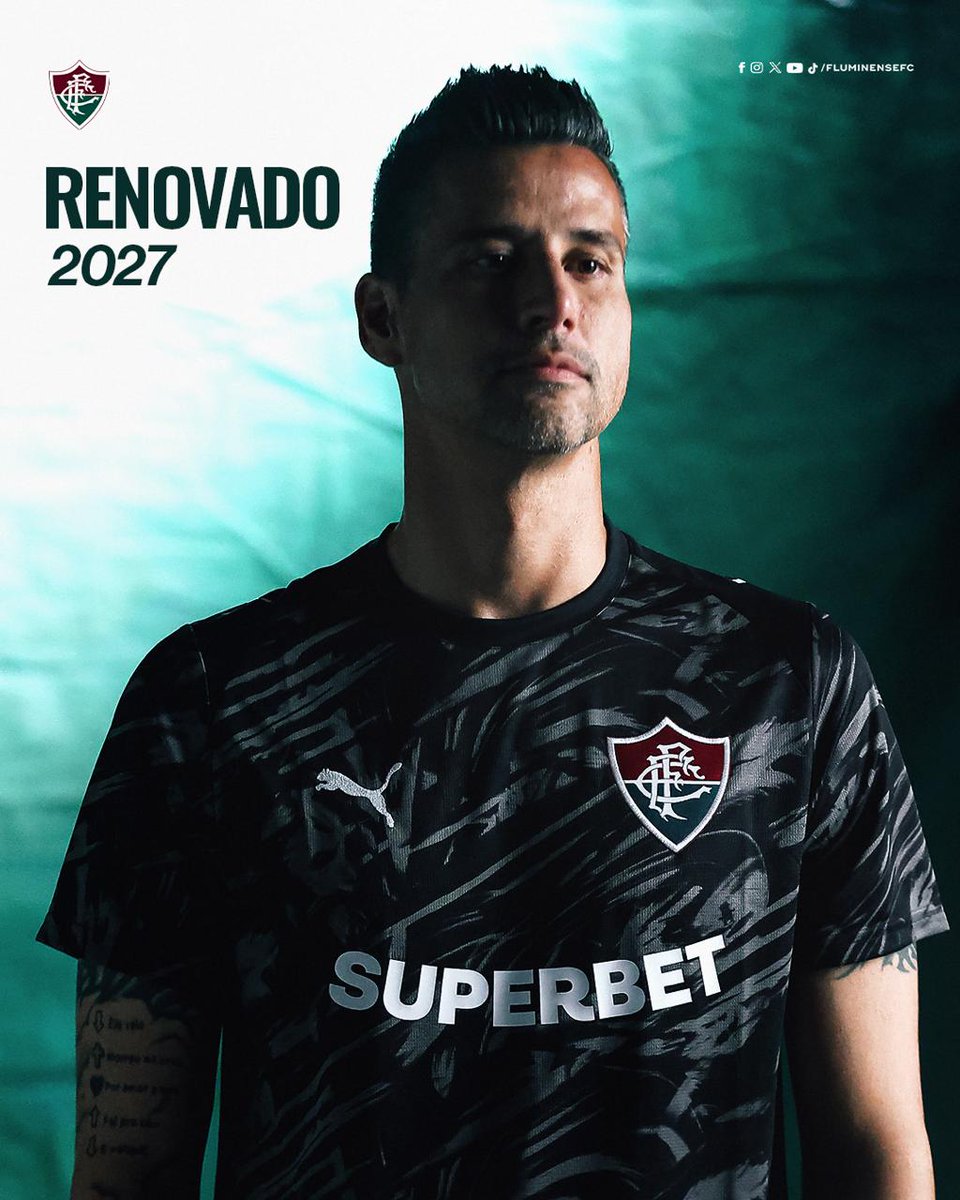 FluminenseFC's tweet photo. Fábio escreveu aqui aquelas histórias que parecem já escritas. Chegou ao Tricolor aos 41 anos, carreira consagrada.

Contra todas as estatísticas, enfileirou partidas, colecionou títulos, bateu recordes e, em 2025, se tornou o atleta de futebol com mais jogos na história do esporte. E um dos melhores goleiros do mundo.

Seu talento como goleiro e compromisso com o que faz o trouxe até aqui. Com as nossas cores, ainda bem.

Mas essa história ainda não teve um ponto final. Fábio e Fluminense acertam a renovação de contrato até dezembro de 2027.

Saiba mais >> https://t.co/3qLOG7sRf6

Obrigado por tanto, ídolo. É uma honra. 1️⃣❤️💚