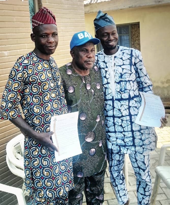 BuhariOyoNorth's tweet image. Earlier today, i started year 2026 with great optimism, after concluding the previous year with lots of employment offer to my constituents; as two of my constituents received their offer of employment letters as senior-level federal officers.