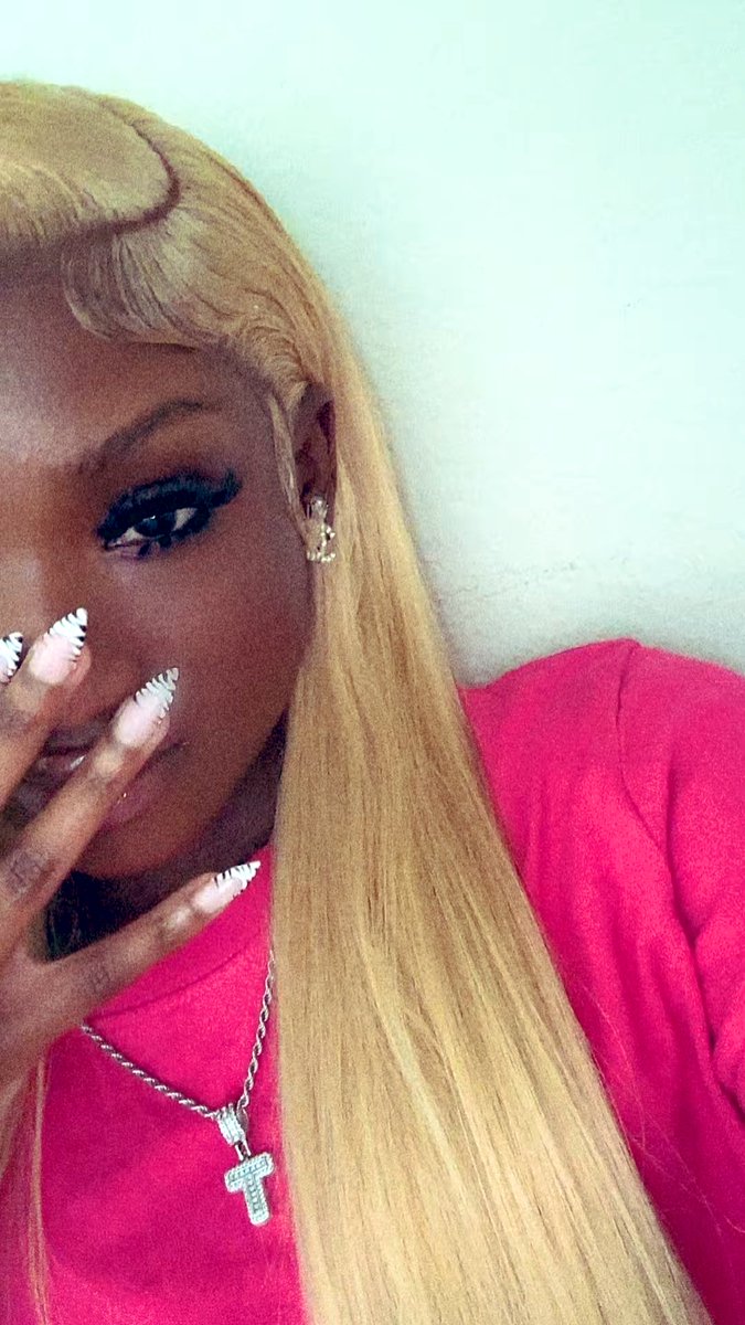 capshit101's tweet image. 🍫