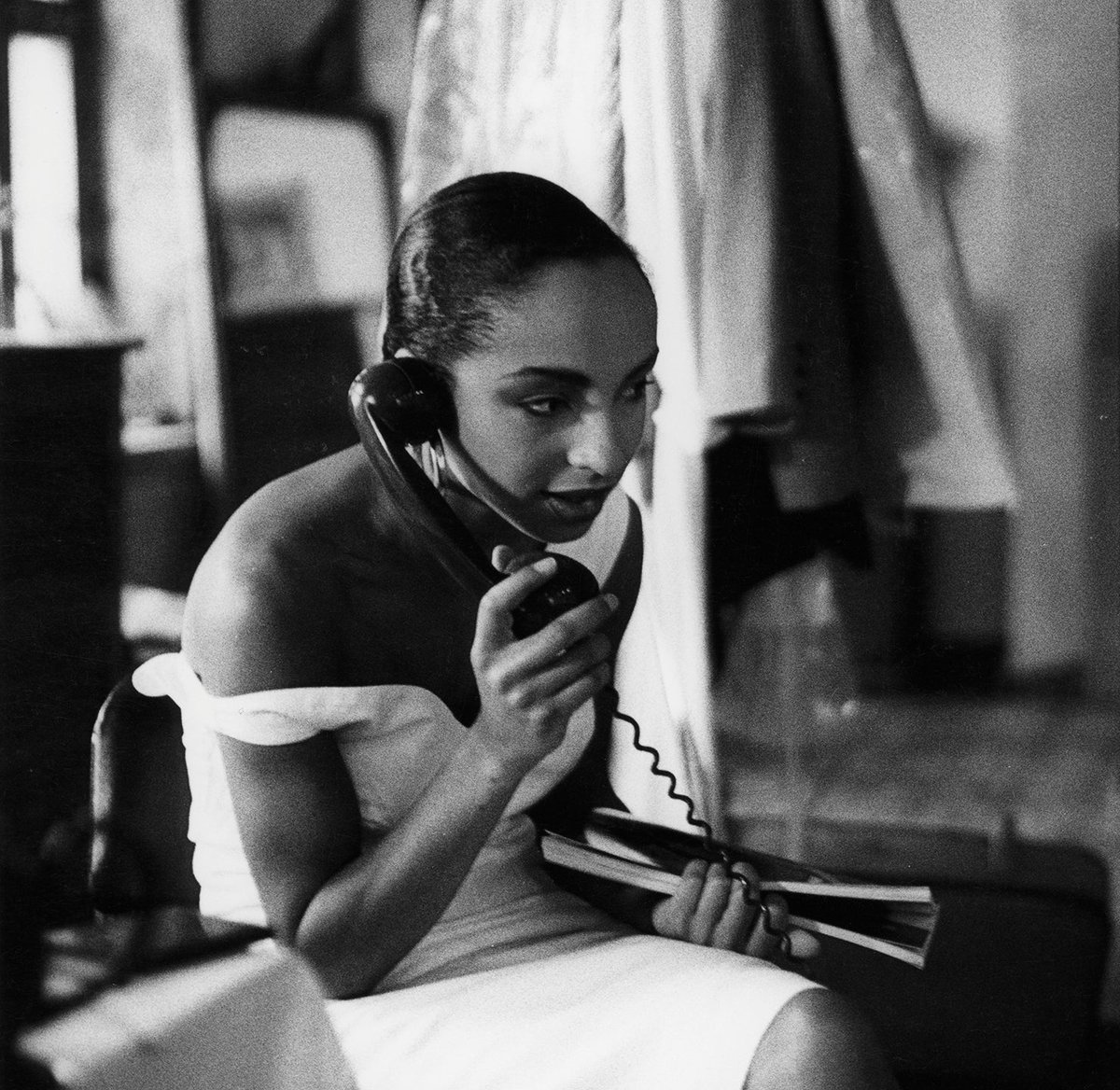sade photographed by peter anderson, 1986