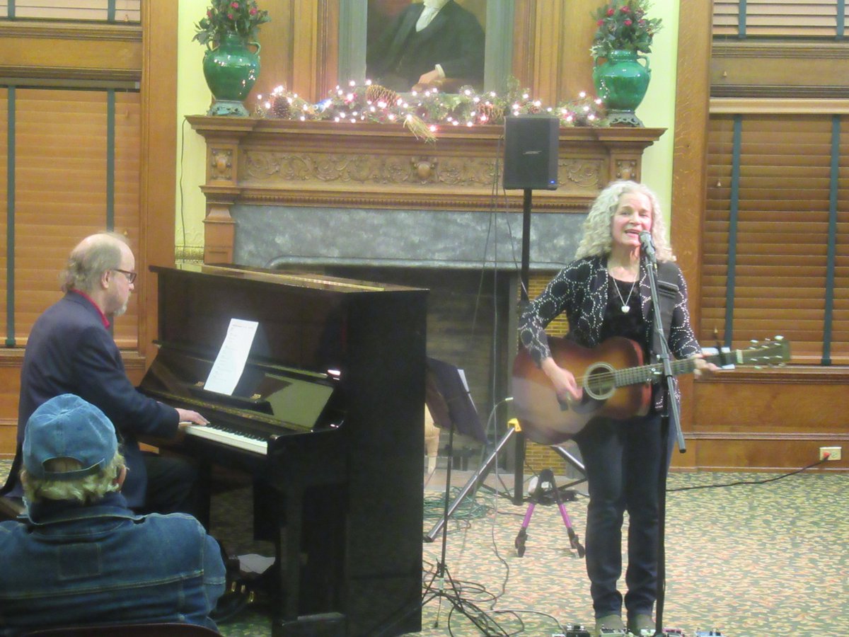 QOTDCT's tweet image. #RecentlyInCT / #RecentConcertsInCT:
Singer-songwriter Lara Herscovitch and pianist David Childs @StratfordLib-rary, 12/16/2025
