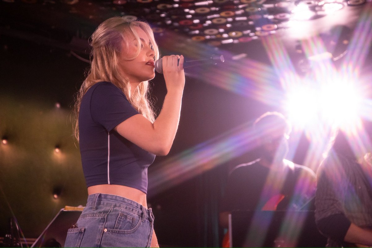 Anna Duboc tweet media