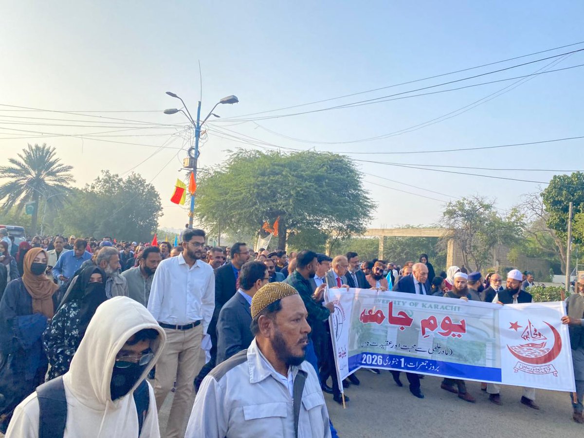 UOKAPMSO's tweet photo. جامعہ کراچی سیکٹر کی جانب سے مادرِ علمی میں آنے والے تمام طلبہ و طالبات کو خوش آمدید کہا گیا۔ اس موقع پر جامعہ کراچی کے مختلف شعبہ جات اور بلاکس میں خوش آمدیدی بینرز آویزاں کیے گئے جبکہ طلبہ و طالبات میں فائل فولڈرز بھی تقسیم کیے گئے۔
#APMSO
#APMSO_Media
#Team_APMSO
#ApmsoKU https://t.co/IzJS6TvpH4