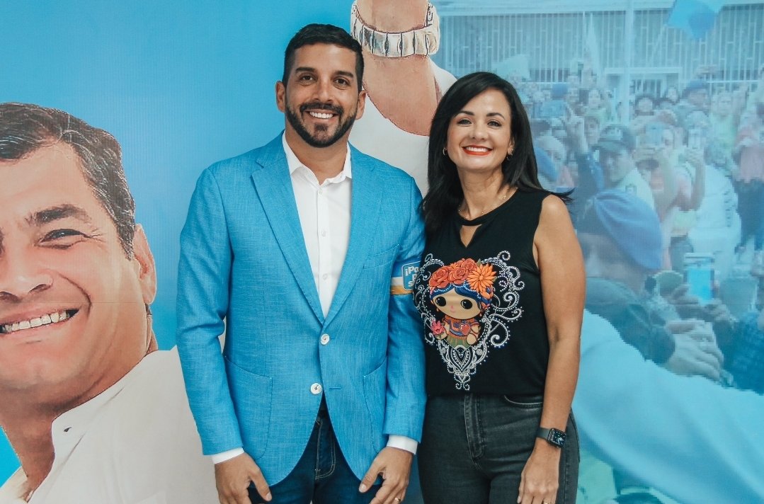 <a href="/AlexisSanchezEC/">Alexis Sánchez Miño</a> 👇