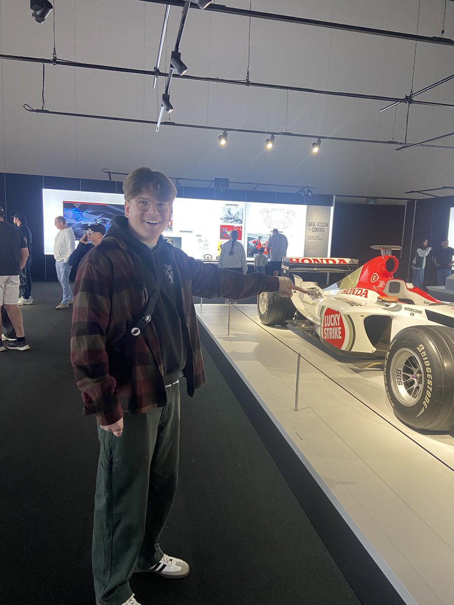 pixelcutes's tweet image. 🚗 👈 !!!