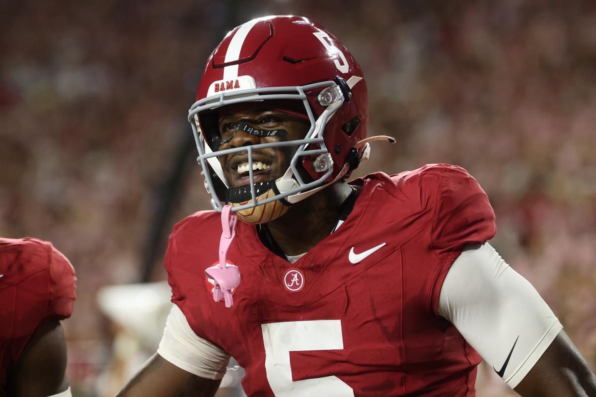 bamaperspective's tweet image. Germie Bernard: Thank you for the two seasons you spent in a Crimson uniform.

You epitomized the Bama standard. Never complained. Showed up and did your job every time with a smile on your face.

You're always welcome in Tuscaloosa. Go be great in the NFL, good sir. Respect.