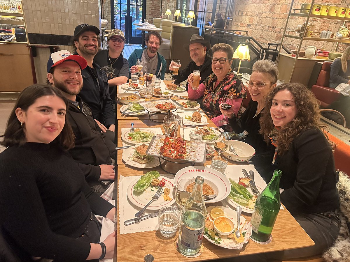 Transparent Clinch Gallery tweet media