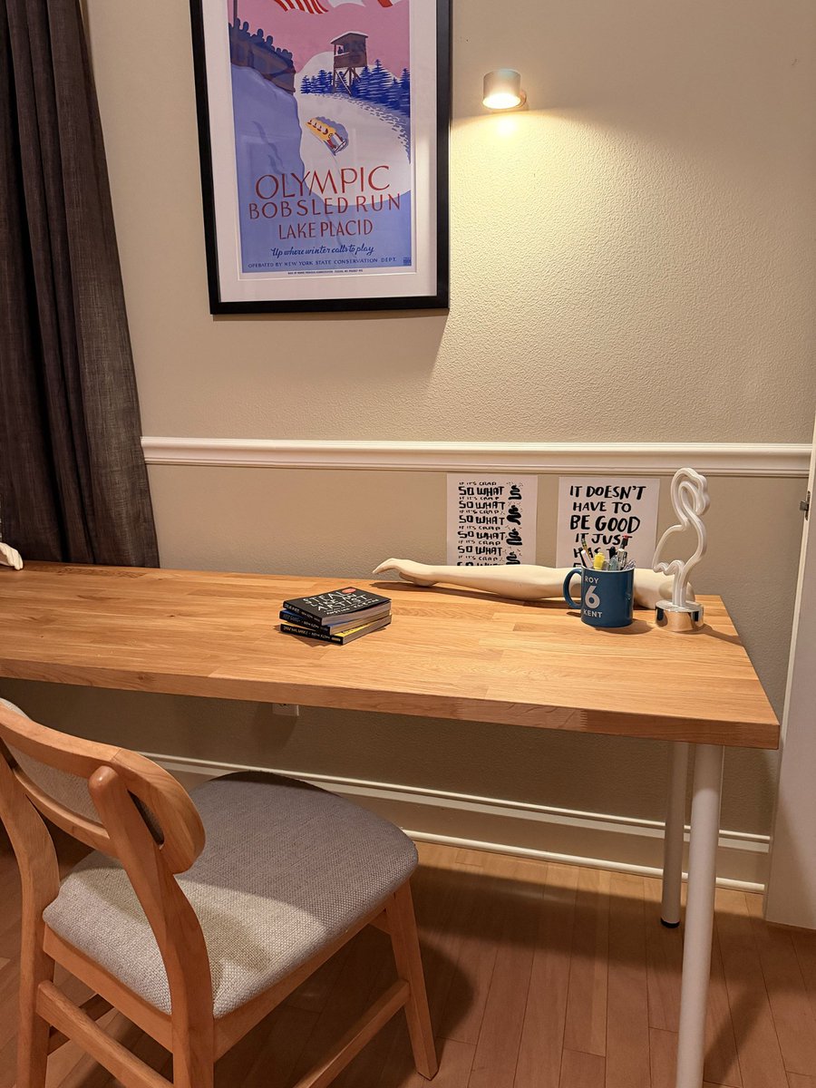 For 2026 I'm going (more) analog. 

I'm making effort to do things by hand when I can.

Paper, pens,