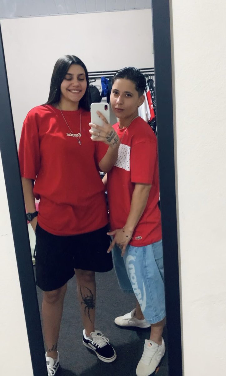 jocelicortibeli's tweet photo. Mais um ano começando incrível 🤍✨ https://t.co/ZqEmYdMvTA