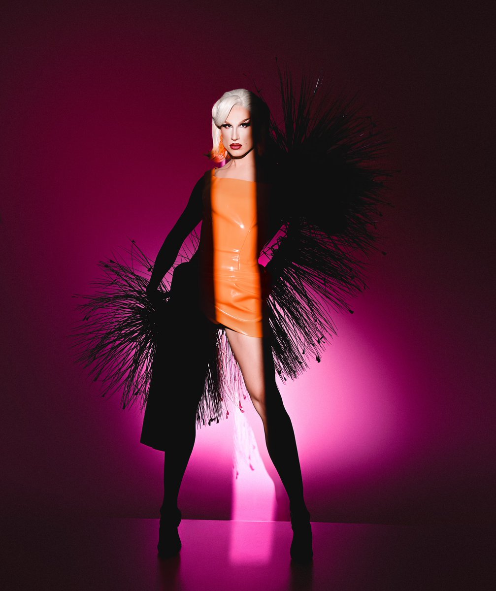 DD Fuego looks radiant in her Entrance look for #DragRace Season 18.