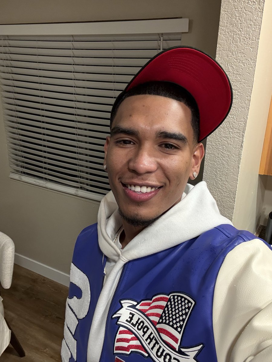 ALB (@macmonii) on Twitter photo 