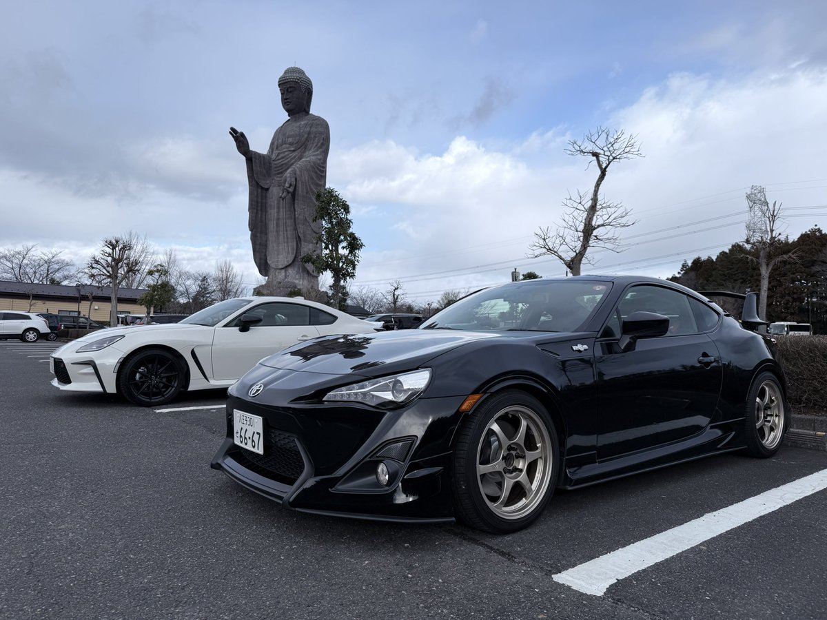 あけましておめでとうございます🙇‍♂️🙇‍♂️ 今日は牛久の大仏見に