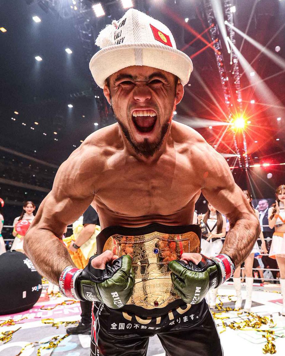 IS_BELALGOAT's tweet image. UFCに行って""多少萎んでも""シェイドゥラエフが余裕で勝つと思ってる。