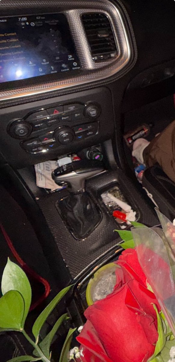 Aleedarg tweet media