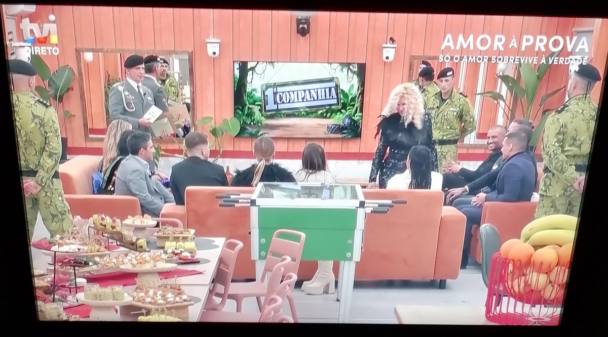 Século XXI...
Como é possível isto??