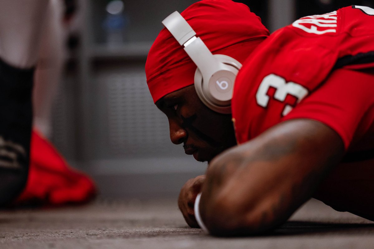 Almost showtime 

#GoDawgs