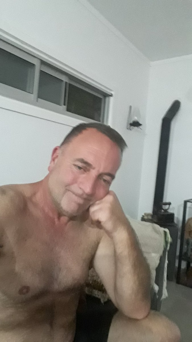Robert tweet media