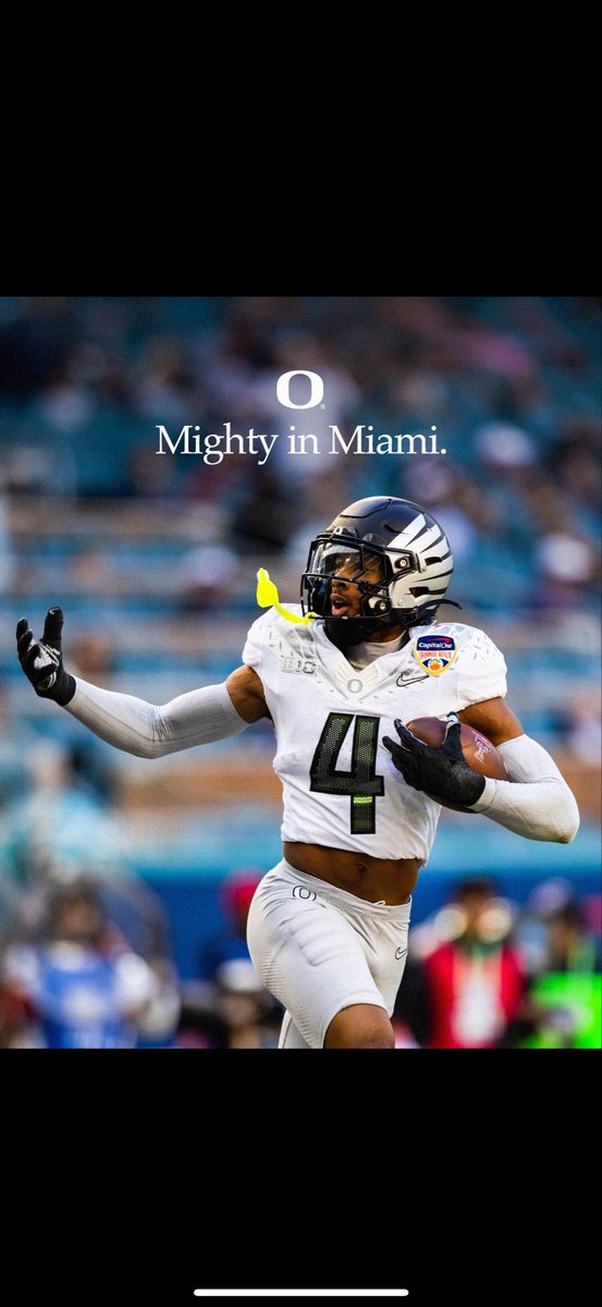 GolfingFrogs's tweet photo. @ducksVSall These pretenders. Must suck to be so delusional. They got smoked like a blunt.
#GoDucks #wreckedEm🦆 https://t.co/NkBXPhSFKh