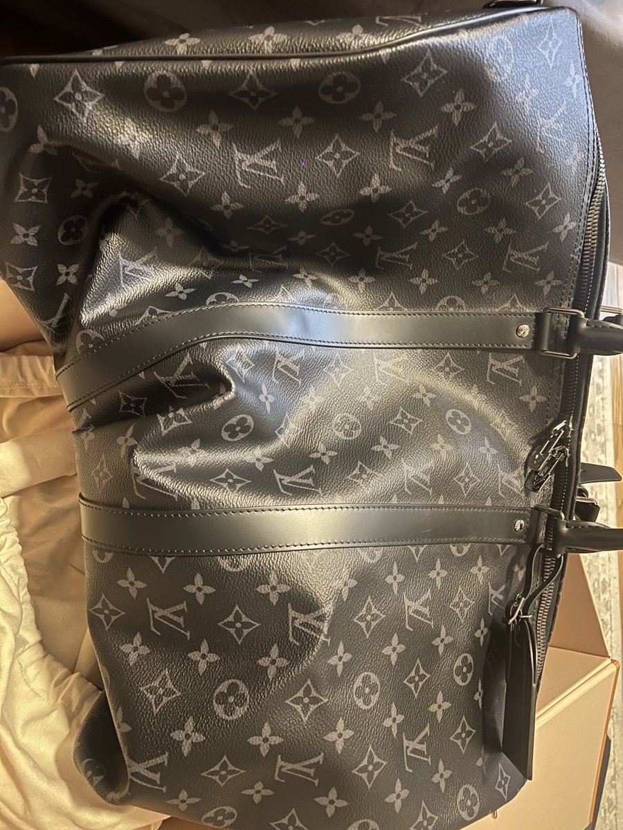 DavidValr's tweet image. 길이 험해도 계속 나아가면 희망의 빛을 볼 수 있습니다.