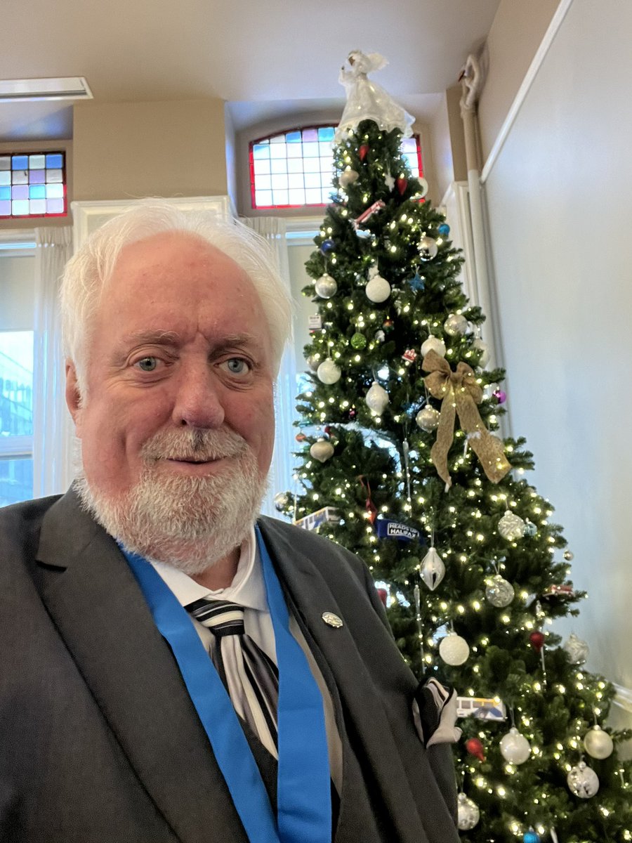 David Andrew Hendsbee tweet media