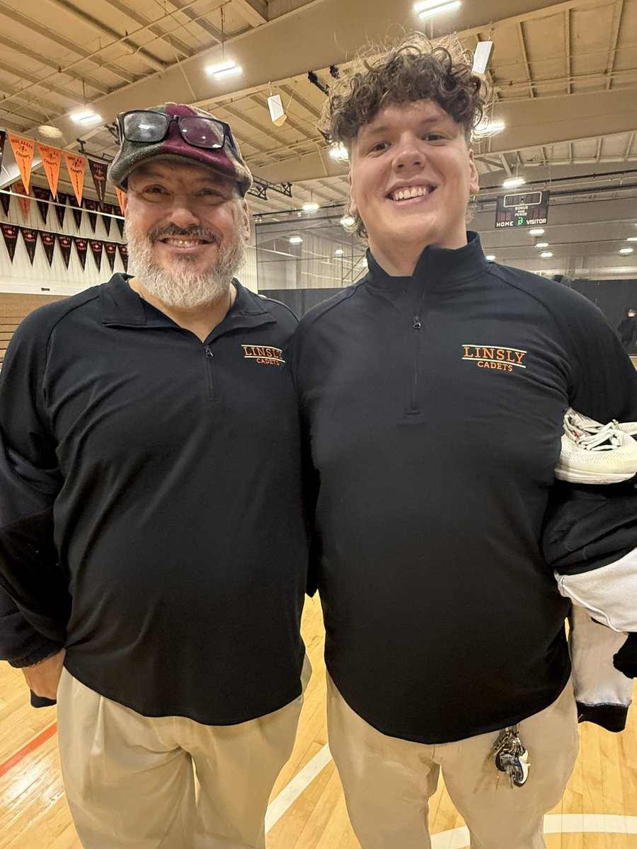 Hunter Means 🏈🤼🦈 tweet media