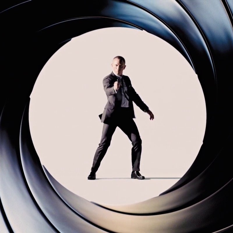 DiscussingFilm's tweet image. All 25 films in the James Bond franchise are coming to Netflix on January 15, part of a new deal with Amazon MGM.

See which other movies are coming soon to Netflix: bit.ly/FlixJan26
