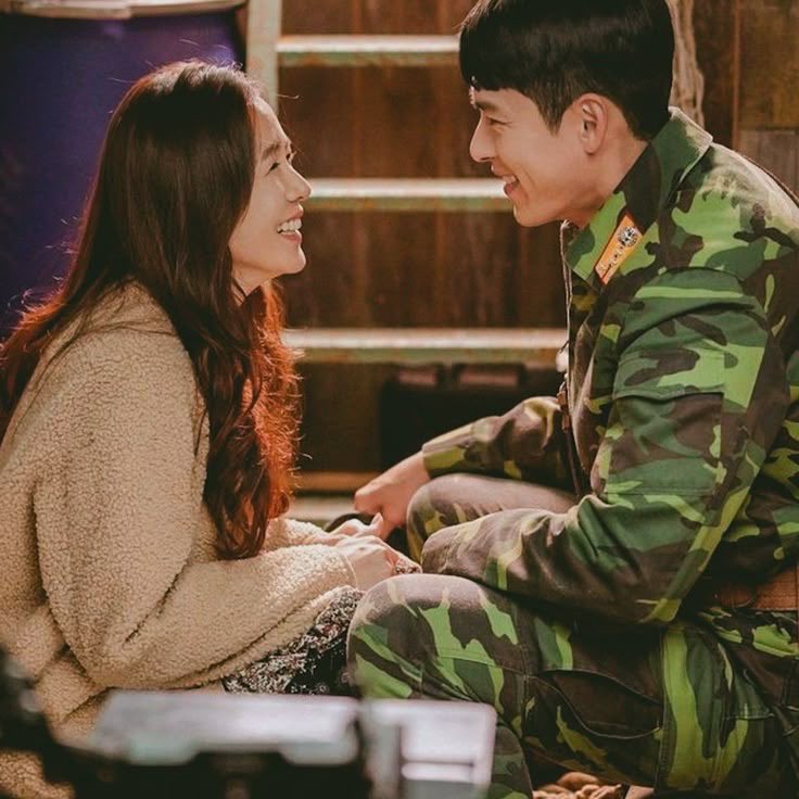 hyunbinjpeg's tweet image. On the possibility of acting together again after The Negotiation and Crash Landing on You. “My wife seems open to the idea, and so am I. If there’s a story where we appear as a married couple, I think it could be possible. But I’m not sure yet, ☺️”

#HYUNBIN #현빈 #SONYEJIN…