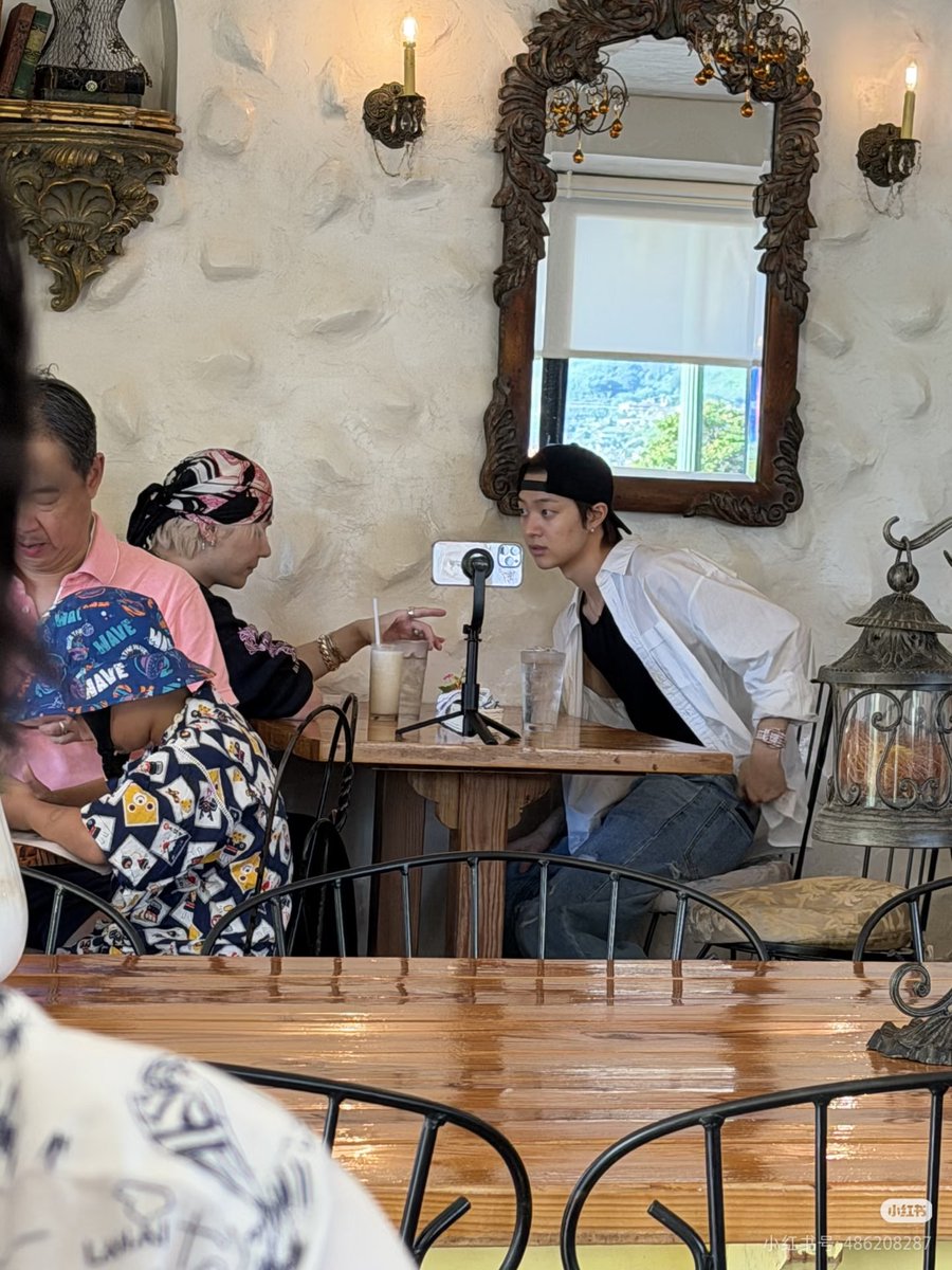 nclstagram's tweet image. #니콜라스 #의주 #NICHOLAS #EJ