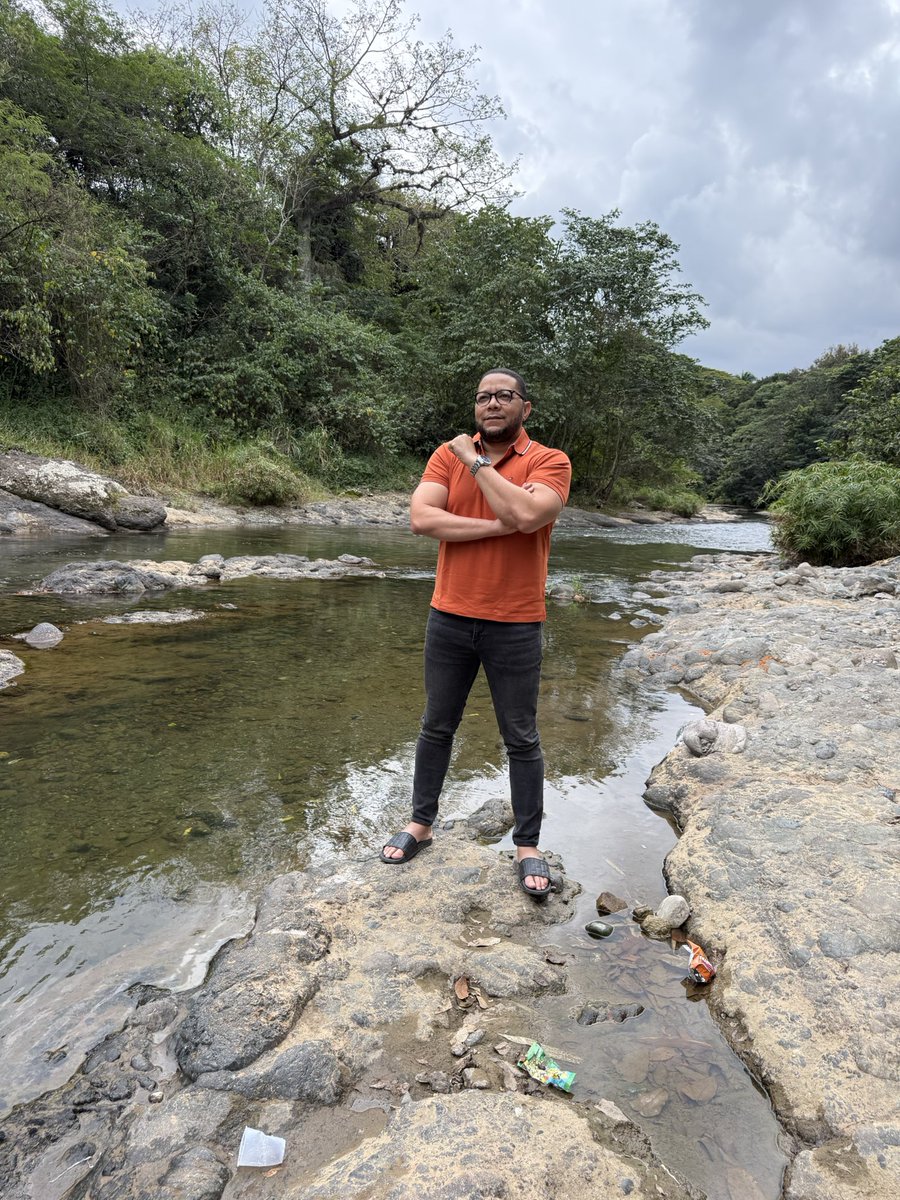 erisonmorel's tweet photo. •"2026: No es solo un año nuevo, es una nueva oportunidad para escribir la mejor versión de tu historia." https://t.co/s8bs8cGiGz