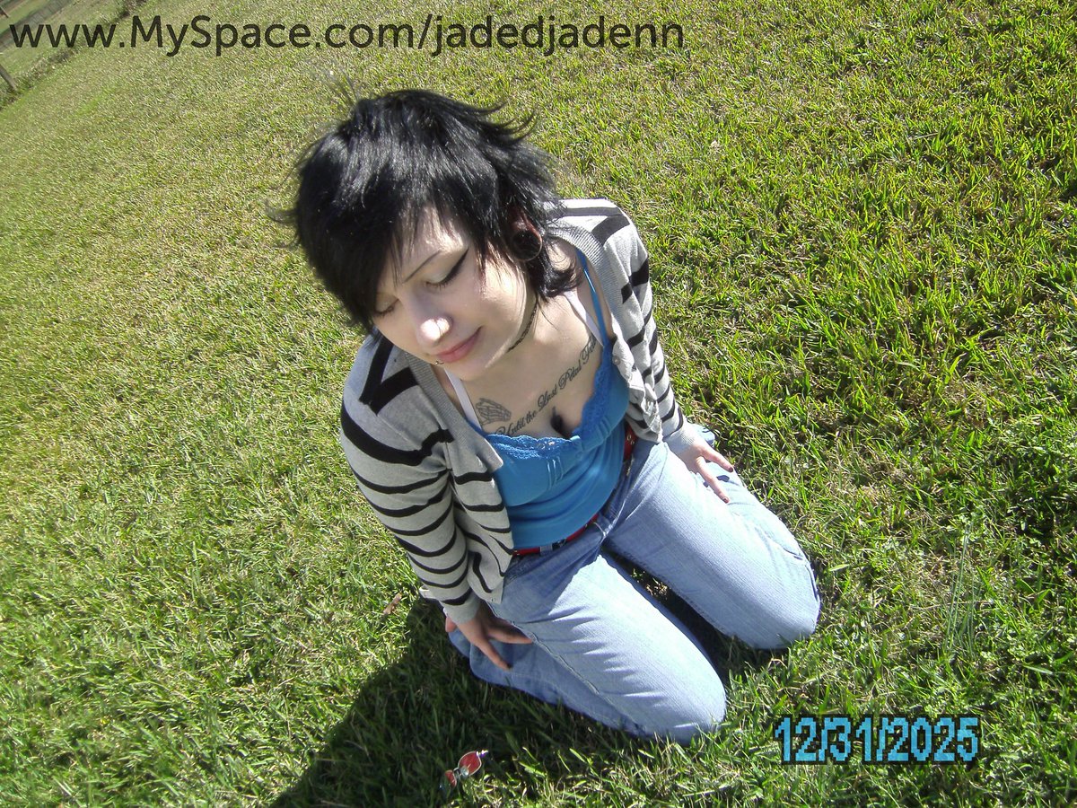 jade tweet media