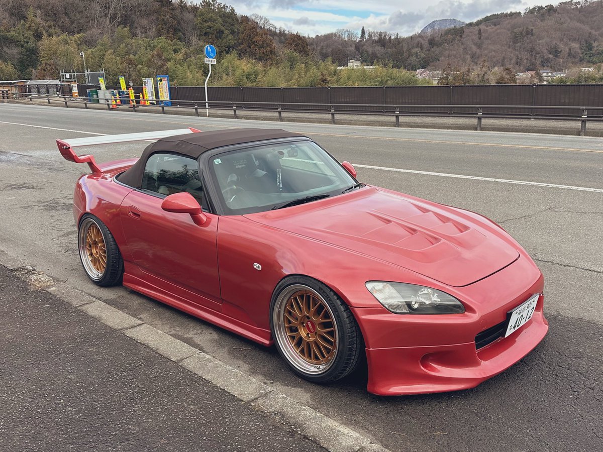 ap1_kuma_s2k's tweet photo. 新年早々にBrembo &amp; BBS &amp; MICHELINの3種の神器が揃いました🙆‍♂️🙆‍♂️🙆‍♂️
カッコ良すぎてため息出ました💨
今年はこの仕様で行きます👌👌👌 https://t.co/GK8JAQCG8g