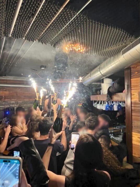 GeopolitixM's tweet image. A photo obtained by French outlet BFMTV shows the moment a fire broke out at the Le Constellation bar in Crans-Montana, Switzerland, killing about 40 people and injuring 115 others.