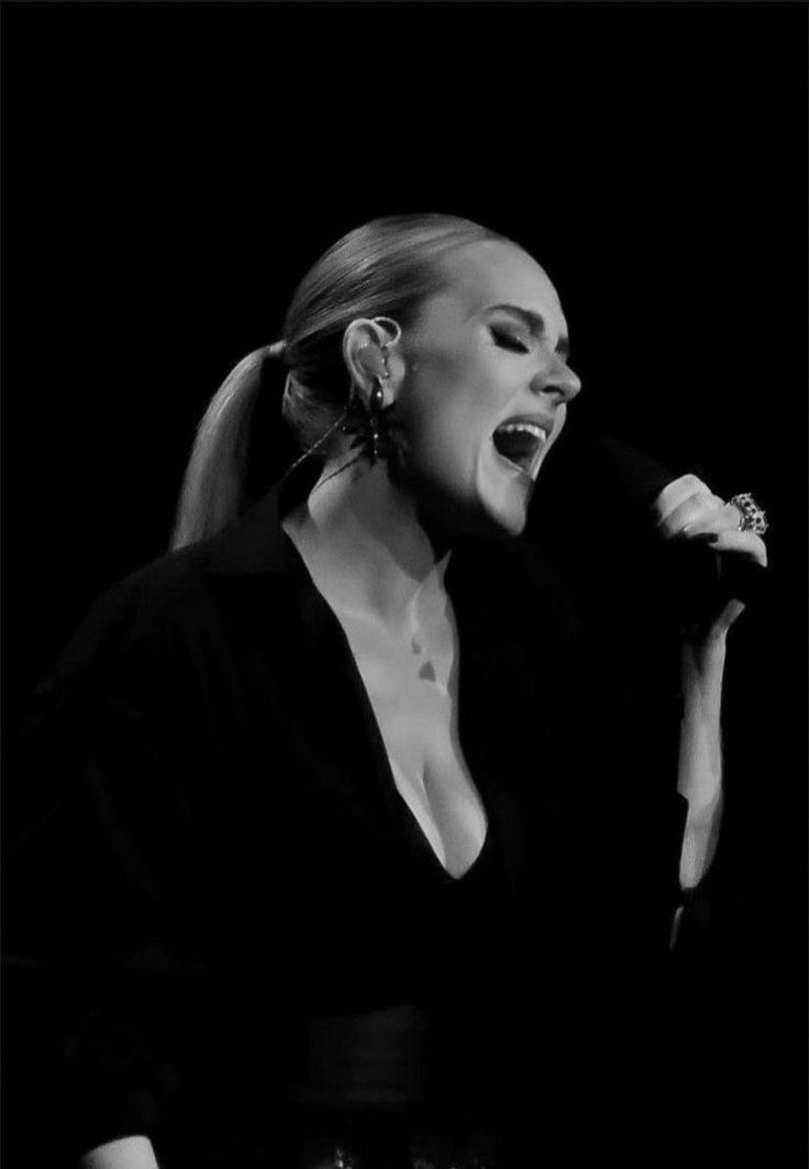 taydelenation24's tweet image. she definitely knows she’s mother