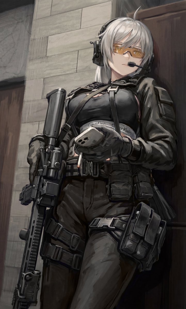 “Don’t worry, a lot of things happened but going through well, and I was never given up creations, always trying some new styles.”

“I will be back, very soon.”  - Varva

Resting between Training Sessions