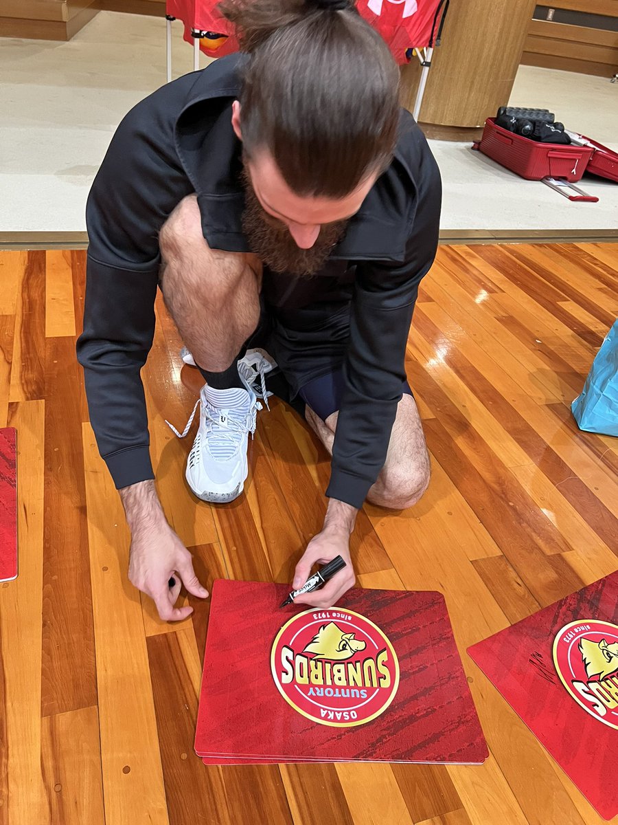 sun_SUNBIRDS's tweet image. さらに２枚のみ西田MGからも😉
#サントリーサンバーズ大阪