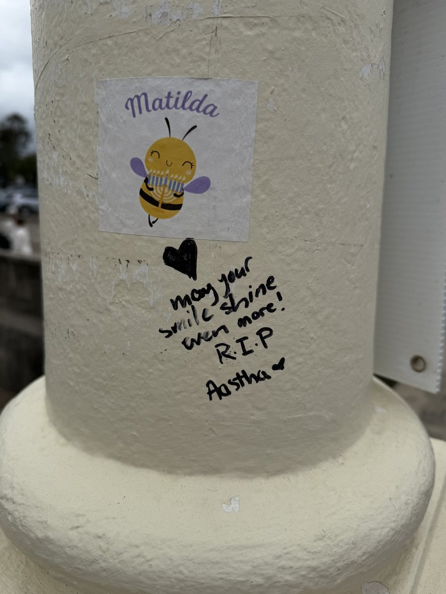 Went to Bondi yesterday and saw this 😢 #BondiBeachTerrorAttack
