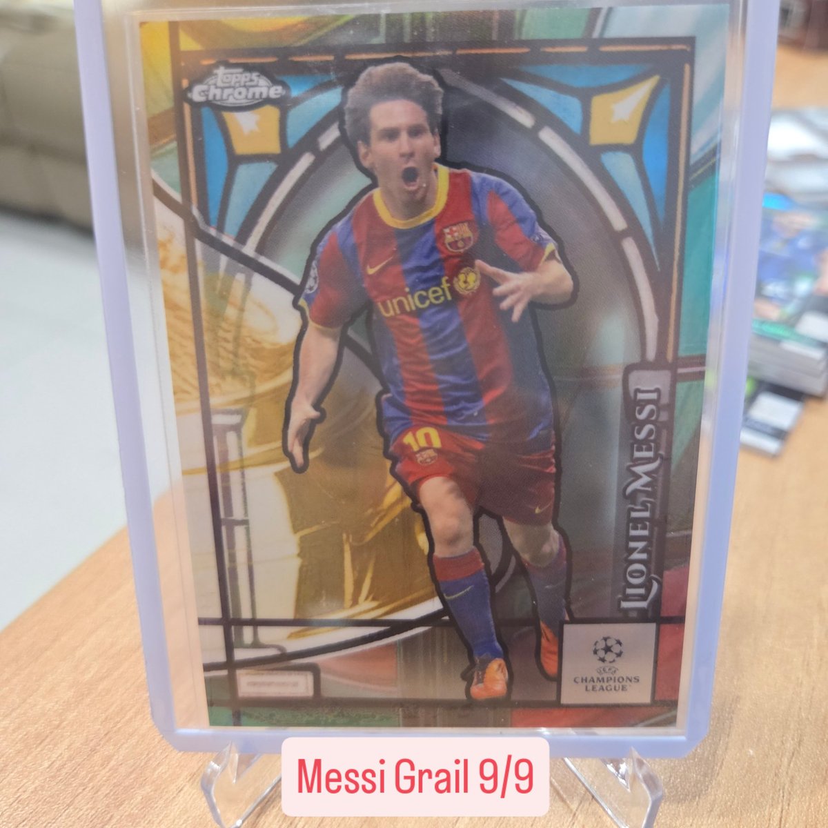 kobegane's tweet image. Has anyone redeemed the prize for this 9/9 card yet?
#topps #toppsfc 
#messigrail