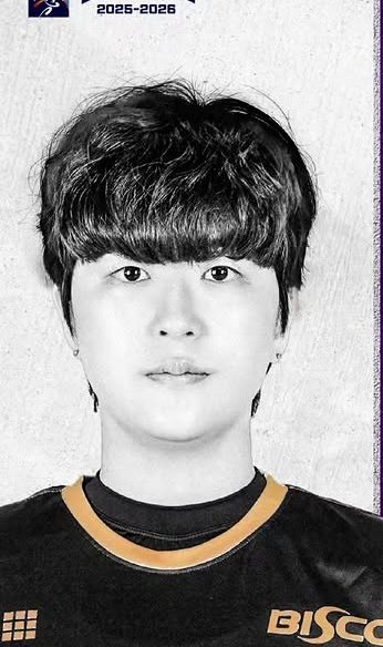 urmavitamin's tweet photo. 넘 귀여우시고 2526시즌도 화이팅🫳🏻🫳🏻 https://t.co/BXhmx6Igbb