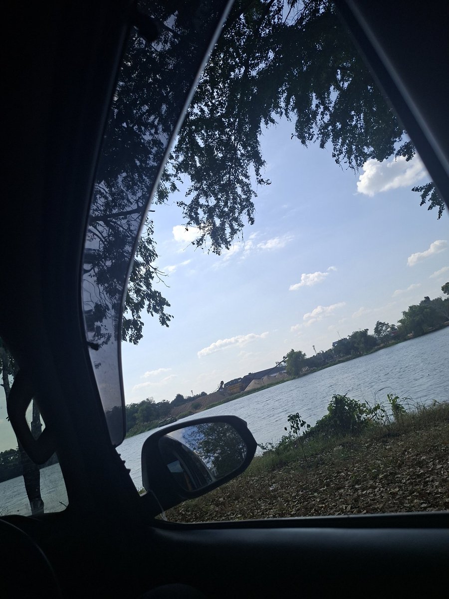 หามาได้นะ เกาะกลาง #ในเมืองกําแพงเพชร