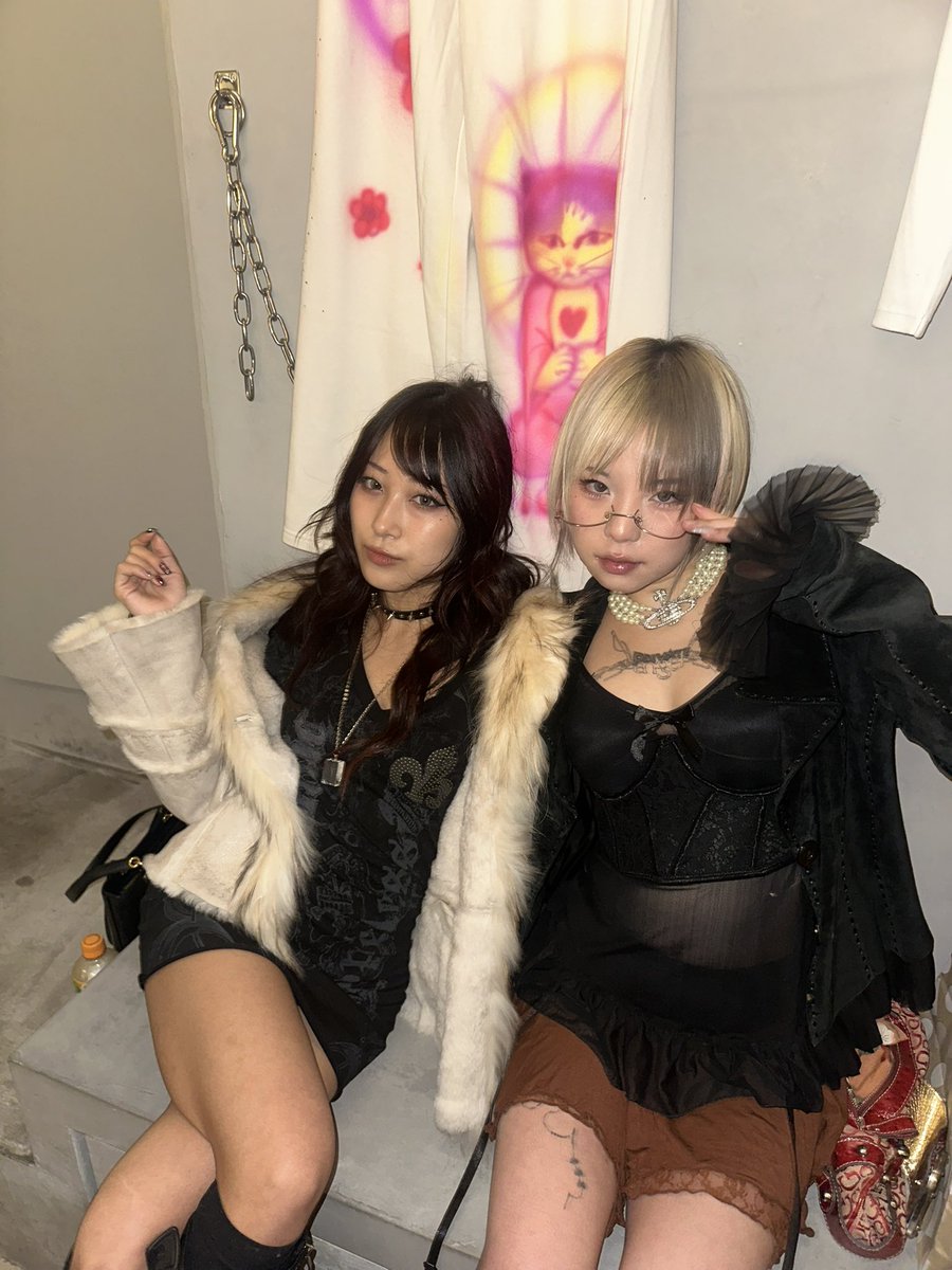 thiswillfixme's tweet image. happy new year 

this will fix me 2026 …yall not ready