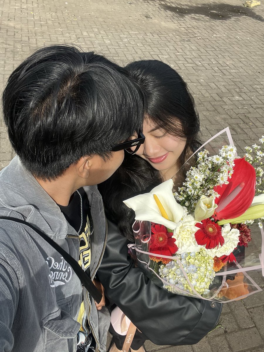 mixagript's tweet image. today’s our day 🤍