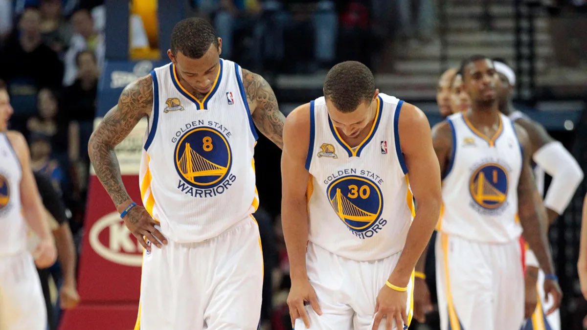 joe_cuervo's tweet image. People forget Monta Ellis had to leave for Steph Curry to fully become Steph.
Usage. Freedom. System.

Same energy with Trae and Jalen.
Jalen thrives as the engine, making reads, pushing pace, touching everything.

Sometimes it’s not about talent — it’s about who the team is…