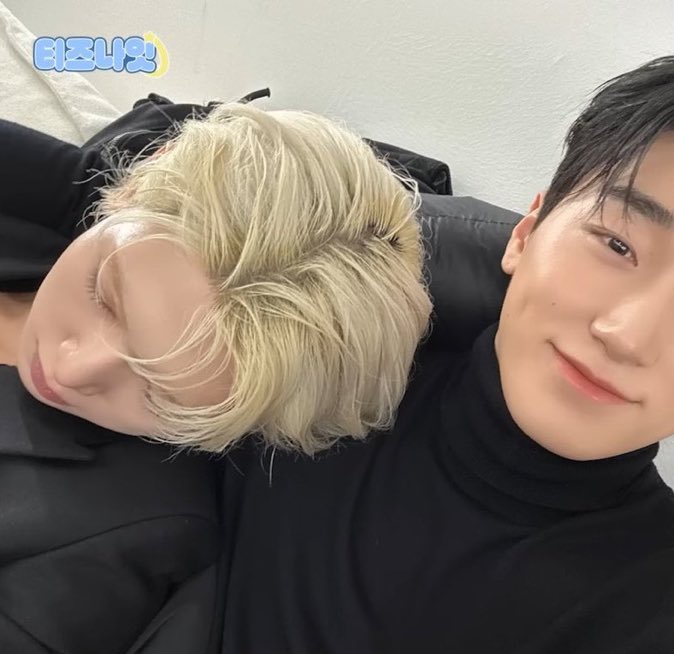 yeosabng's tweet image. the joy and safe feeling whenever you wrap your arms around me making sure im secured, the person who makes me understand romance better, the one who loves me unconditionally. happy 5th month, love. hope our love will always bloom even stronger. i love you @choesarn 🩷