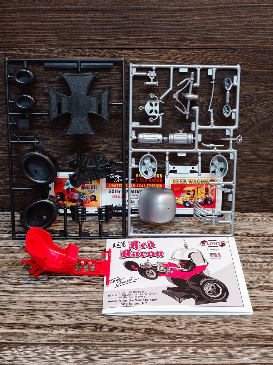 yasuoSu70339660's tweet photo. ATLANTIS
1/32 Li'l Red Baron
ノドから手が出るほど作りたいキット
コレ、年始に作るよん😉
#ATLANTIS
#LilRedBaron
#TomDaniel
#アトランティスモデル
#レッドバロン https://t.co/shiHESCQEf