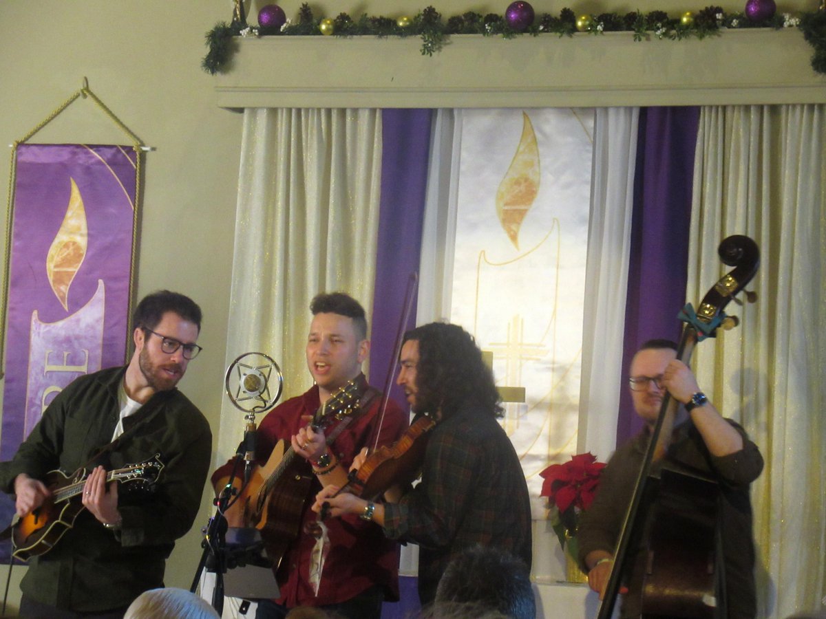 QOTDCT's tweet image. #RecentlyInCT / #RecentConcertsInCT:
#CT-based On The Trail's Appalachian Christmas show at the Great Hill United Methodist Church, #Seymour, 12/21/2025