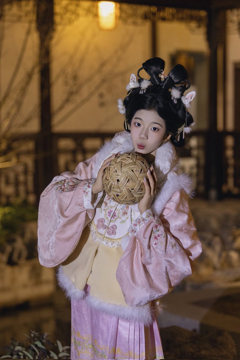 蘇州で写真撮影。 11歳の娘がいつの間にか大人になってる。