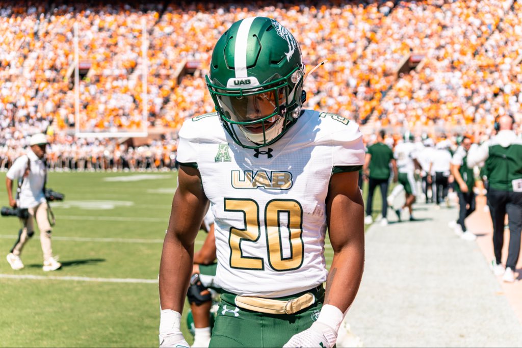 UAB safety AJ Brown is set to enter the portal with 1 year of eligibility, his agent <a href="/ZCardenez/">ZACH CARDENEZ</a> tells ESPN. The 6-foot, 200-pound Brown started six games for UAB this season and had 55 tackles, 2 fumble recoveries and a forced fumble.