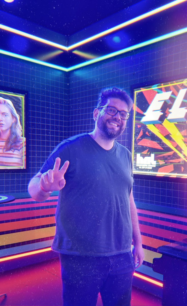 papersil's tweet image. Amo as fotinhas desse dia. #StrangerThings