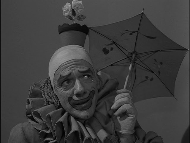 anupamnigam's tweet photo. Five Characters in Search of an Exit is airing on the #TwilightZoneMarathon I always thought the clown was Cesar Romero from the old Batman show. Anyone else see it? #twilightzone #syfy #handitv #batman #joker https://t.co/68h9sNm71O